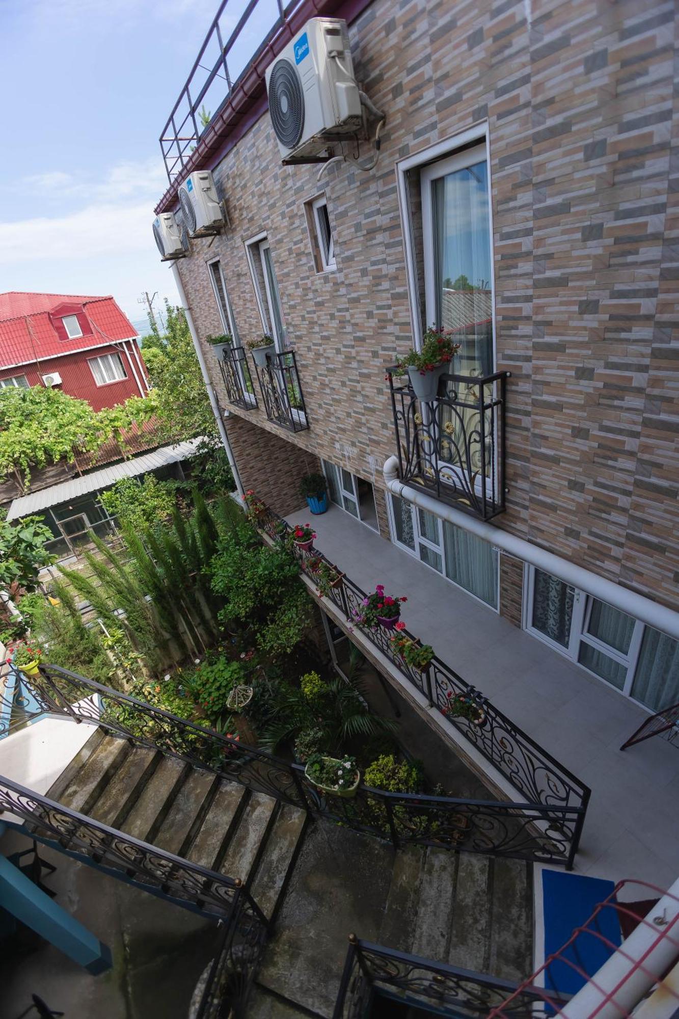 Guest House Ocean Force บาทูมิ ภายนอก รูปภาพ