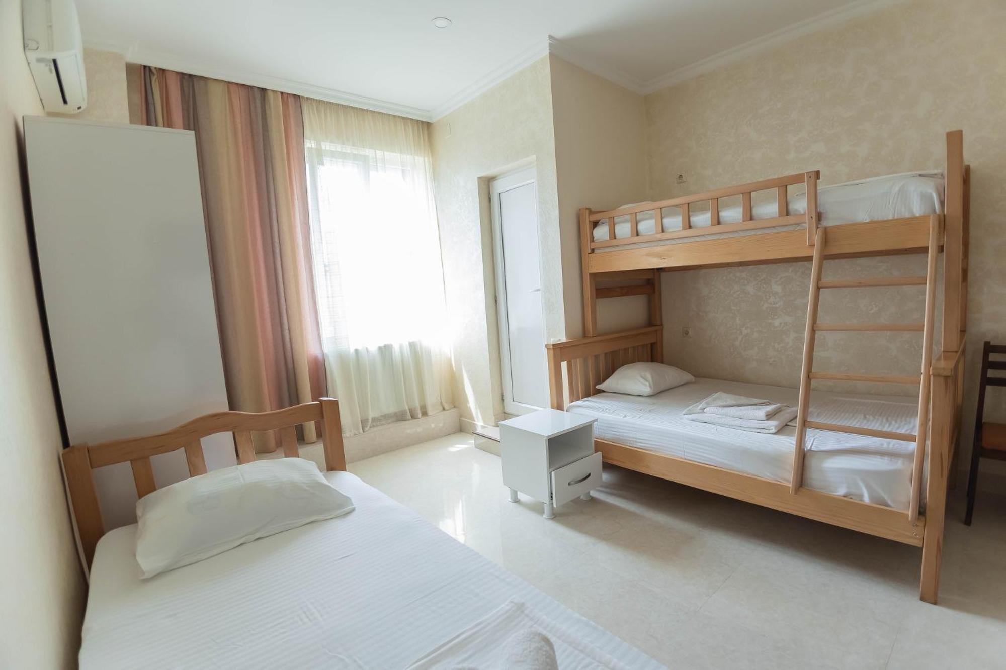 Guest House Ocean Force บาทูมิ ภายนอก รูปภาพ