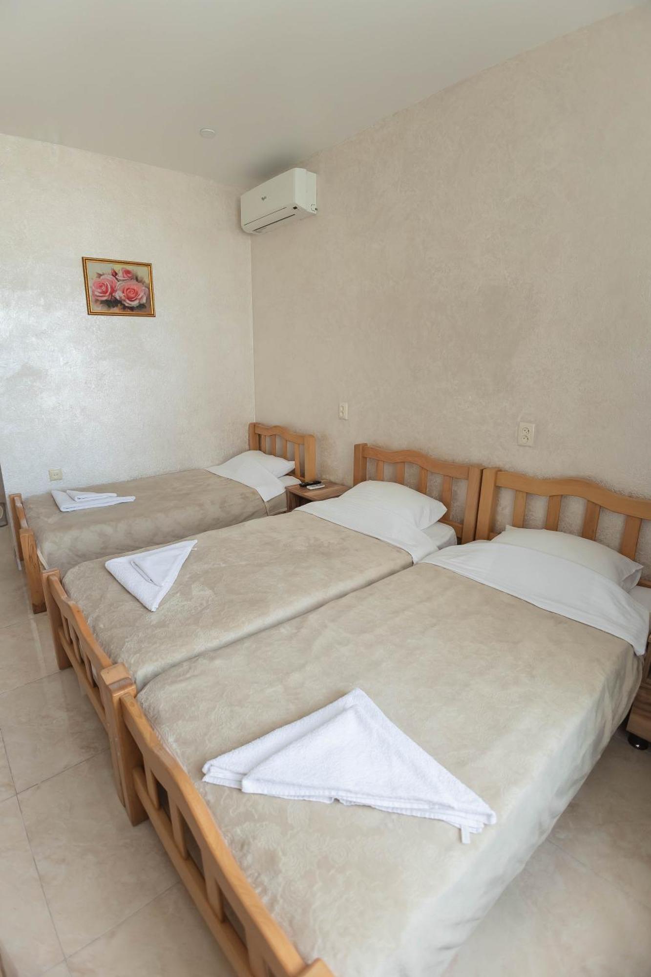 Guest House Ocean Force บาทูมิ ภายนอก รูปภาพ