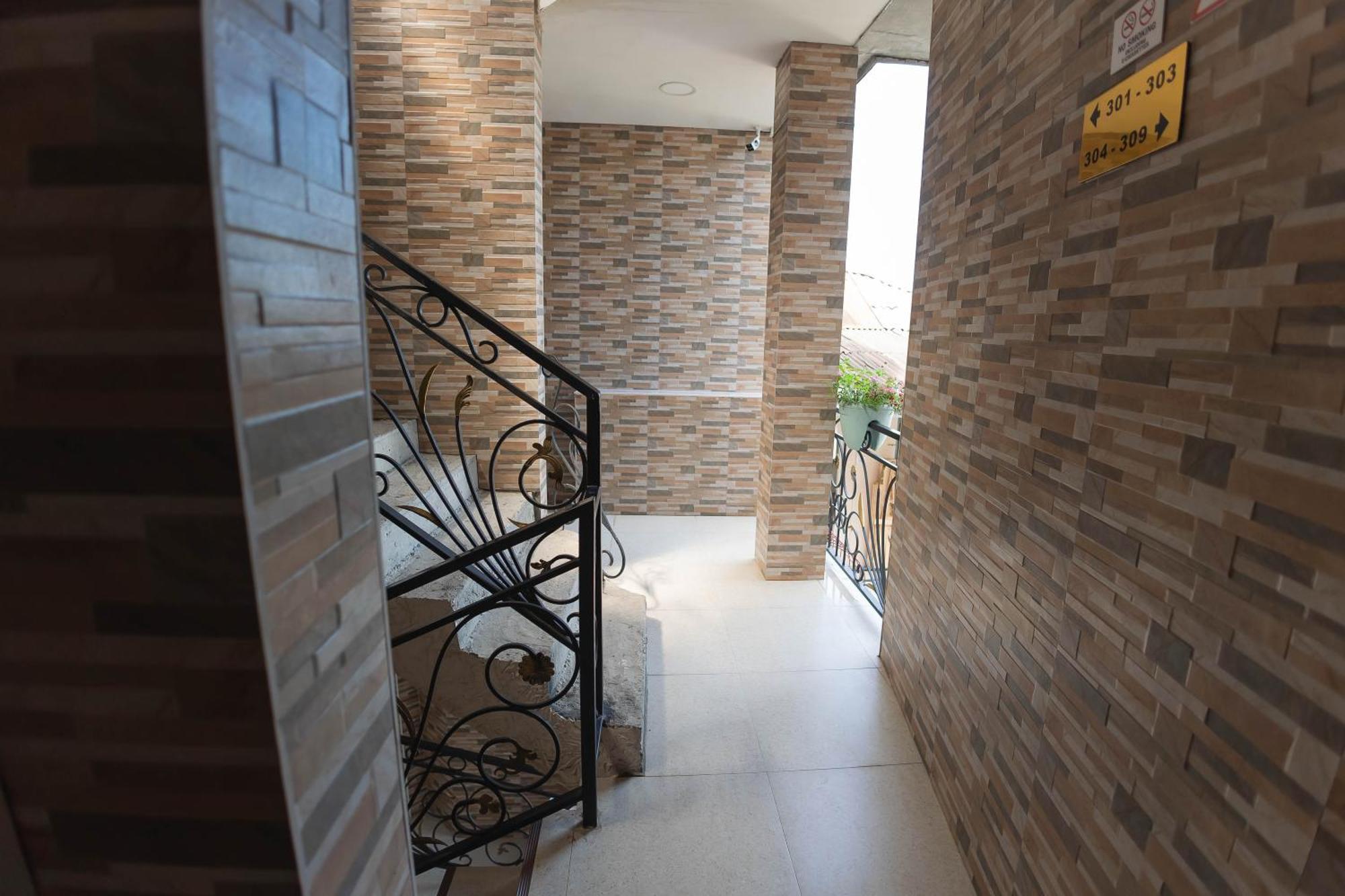 Guest House Ocean Force บาทูมิ ภายนอก รูปภาพ