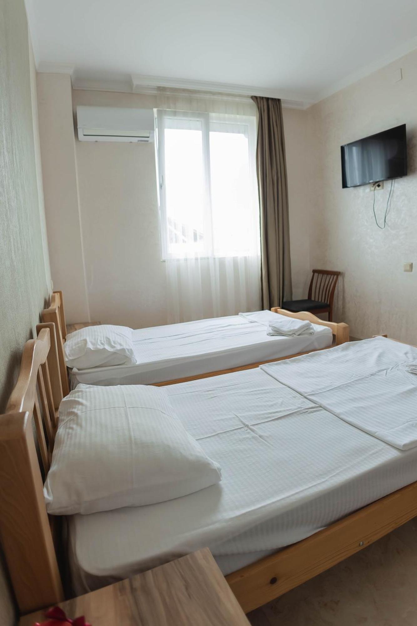 Guest House Ocean Force บาทูมิ ภายนอก รูปภาพ